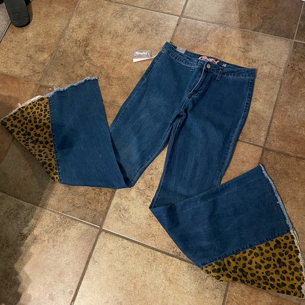 NWT Girls bell bottoms - Cowgirl Hardware